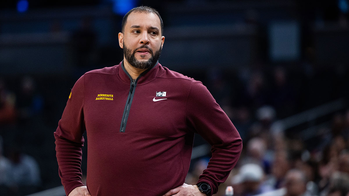 Minnesota Golden Gophers head coach Ben Johnson in the second half against the Northwestern Wildcats at Gainbridge Fieldhouse.