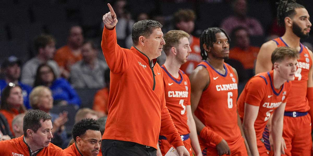 Clemson Tigers head coach Brad Brownell during the second half against the Louisville Cardinals at Spectrum Center. Mandatory Credit: Jim Dedmon-Imagn Images