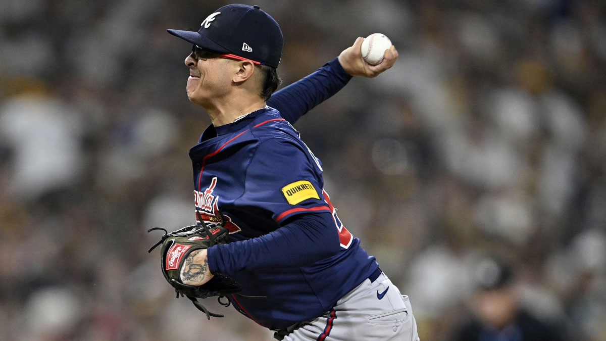 Atlanta Braves pitcher Jesse Chavez (60) throws a pitch against the San Diego Padres during the fifth inning in game one of the Wildcard round for the 2024 MLB Playoffs at Petco Park.