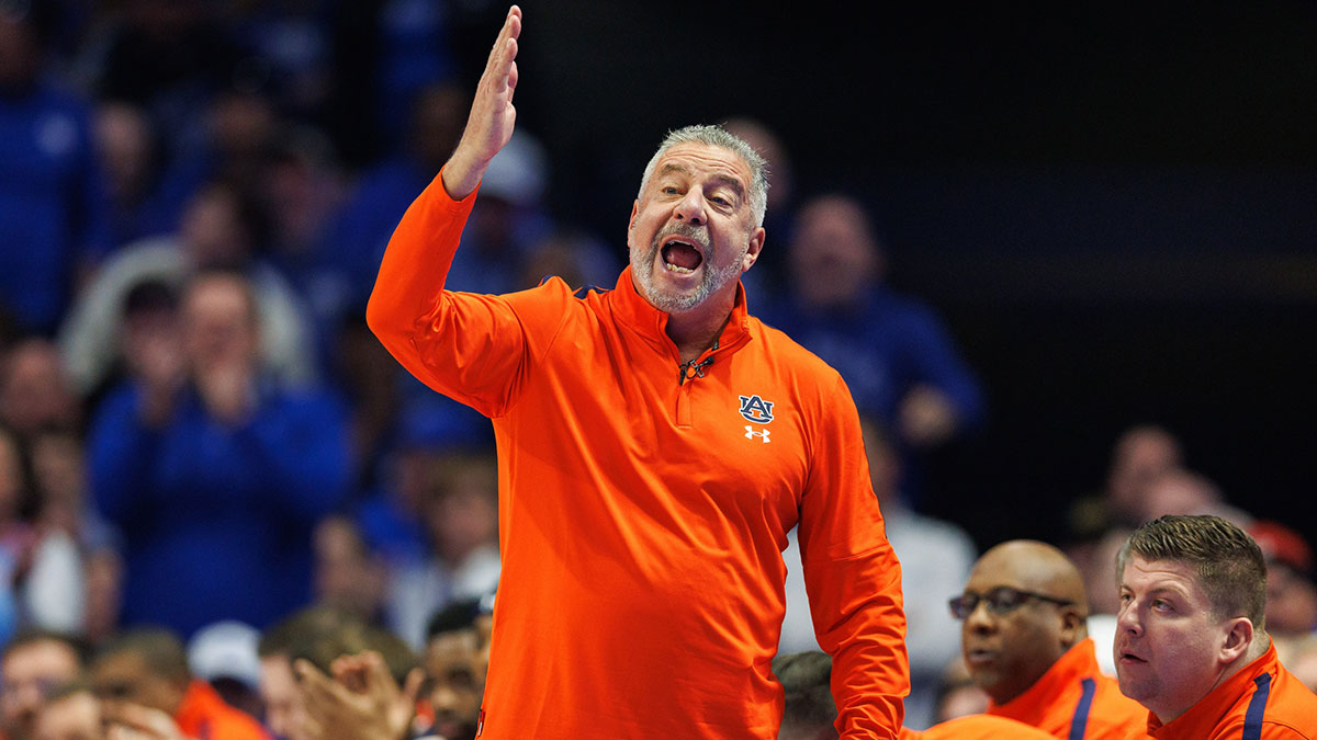 Auburn Tigers head coach Bruce Pearl yells across the court during the first half against the Kentucky Wildcats at Rupp Arena at Central Bank Center.