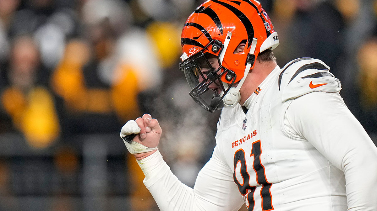 Cincinnati Bengals defensive end Trey Hendrickson (91) celebrates as the Steelers prepare to punt in the fourth quarter of the NFL Week 18 game between the Pittsburgh Steelers and the Cincinnati Bengals at Acrisure Stadium in Pittsburgh on Saturday, Jan. 4, 2025. The Bengals won 19-17 to finish the regular season at 9-8.