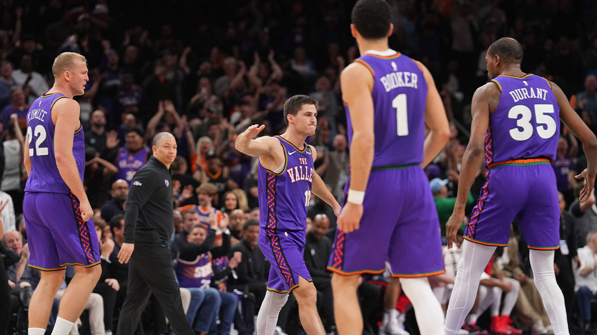 Phoenix Suns Guard Collin Gillespie (12) reacts to La Clippers during the second half in the PHX Center.