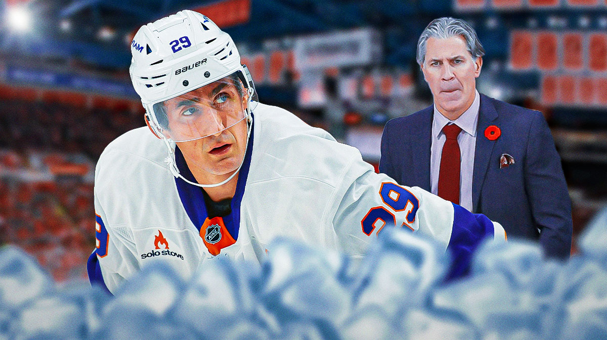 Brock Nelson next to Jared Bednar