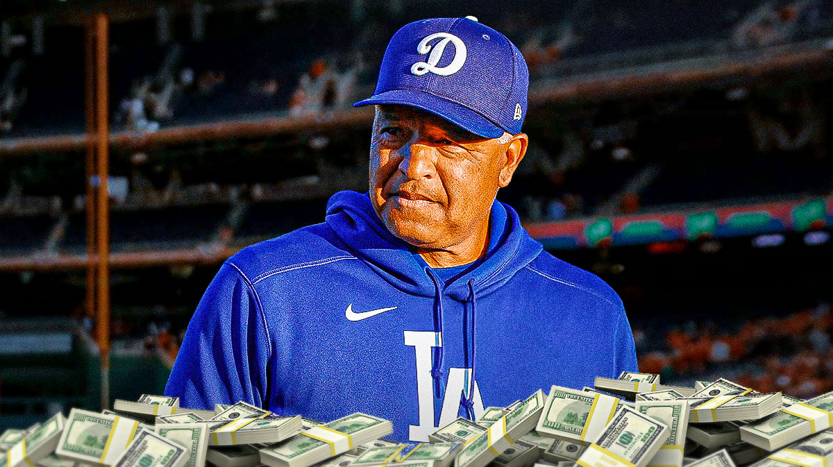 Dodgers' Dave Roberts reacts to record-breaking $32.4 million contract