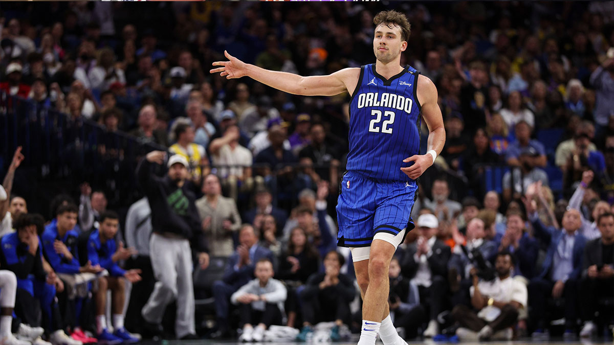 Orlando Magic forward Franz Wagner (22) celebrates after making a three point shot against the Los Angeles Lakers in the fourth quarter at Kia Center.