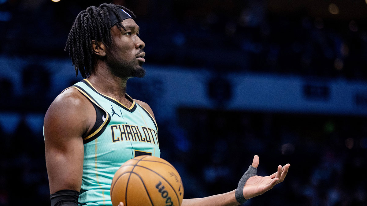  Charlotte Hornets center Mark Williams (5) reacts after a foul against the Portland Trail Blazers during the third quarter at Spectrum Center. 