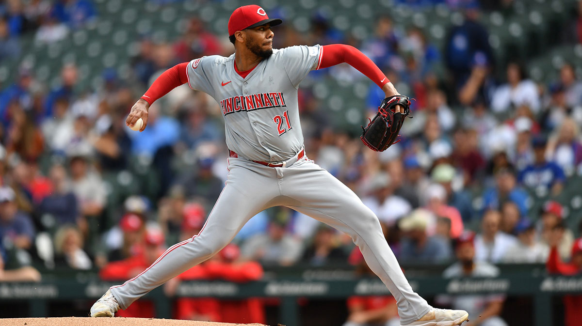 Cincinnati Reds pitcher Hunter Greene (21) pitches during the first inning against the Chicago Cubs at Wrigley Field.