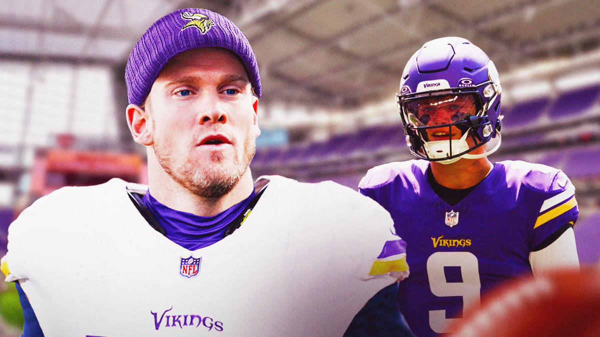 Ryan Tannehill in a Vikings jersey, with JJ McCarthy next to him.