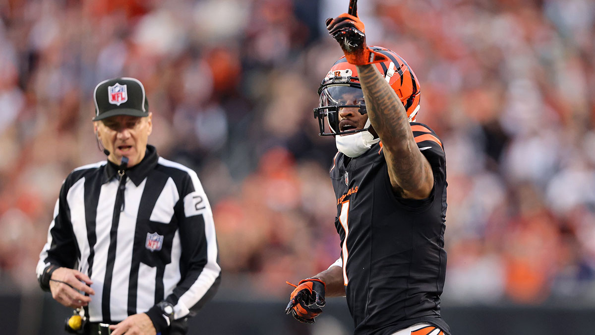 Cincinnati Bengals wide receiver Ja'Marr Chase (1) celebrates after making a first down catch against the Denver Broncos during the first quarter at Paycor Stadium.