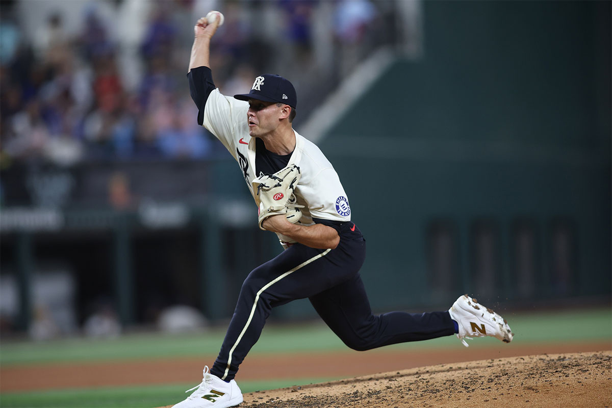 Sep 20, 2024; Arlington, Texas, USA; Texas Rangers pitcher Jack Leiter (35) throws a pitch against the Seattle Mariners in the fourth inning at Globe Life Field. 