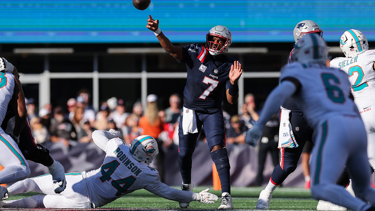 Oct 6, 2024; Foxborough, Massachusetts, USA; New England Patriots quarterback Jacoby Brissett (7) throws the ball during the second half against the Miami Dolphins at Gillette Stadium.