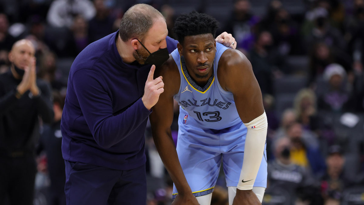 Memphis Grizzlies Chief Coach Taylor Jenkins talks from the apright Jackson Jr. (13) During the third quarter against Sacramento Kings in the Golden 1 Centura.