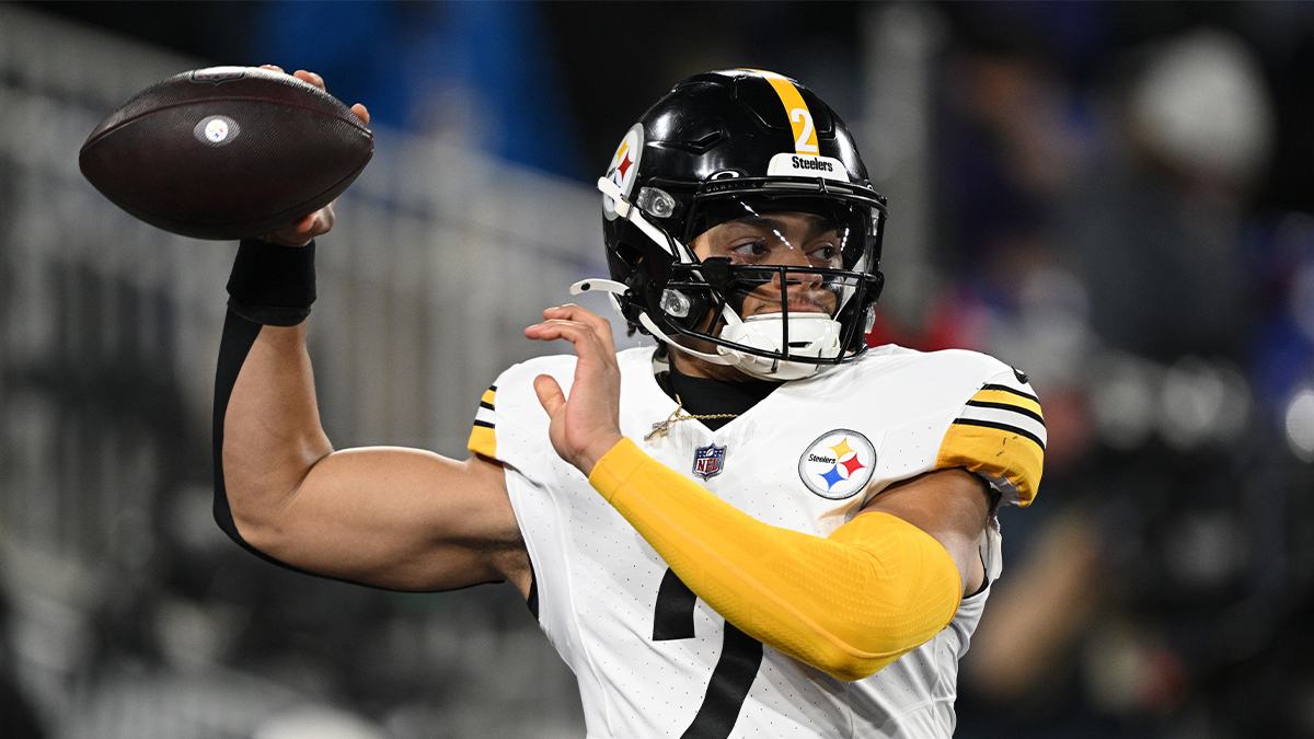 Pittsburgh Steelers quarterback Justin Fields (2) warms up before an AFC wild card game against the Baltimore Ravens at M&T Bank Stadium.