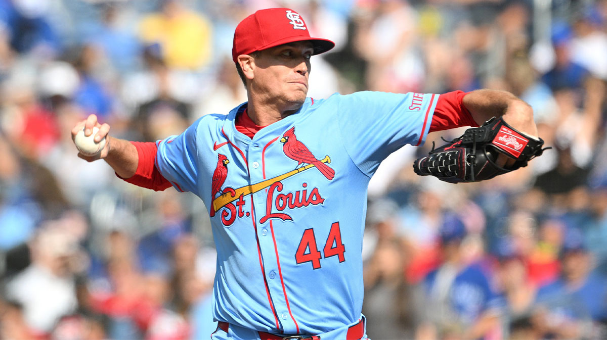 St. Louis Cardinals starting pitcher Kyle Gibson (44) delivers a pitch against the Toronto Blue Jays in the first inning at Rogers Centre.