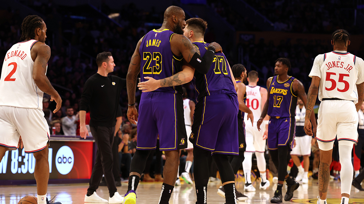 Los Angeles Lebron James (23) and Guard Luka Doncic (77) react after the play during the fourth quarter towards La Clippers on Cripto.com Arena.