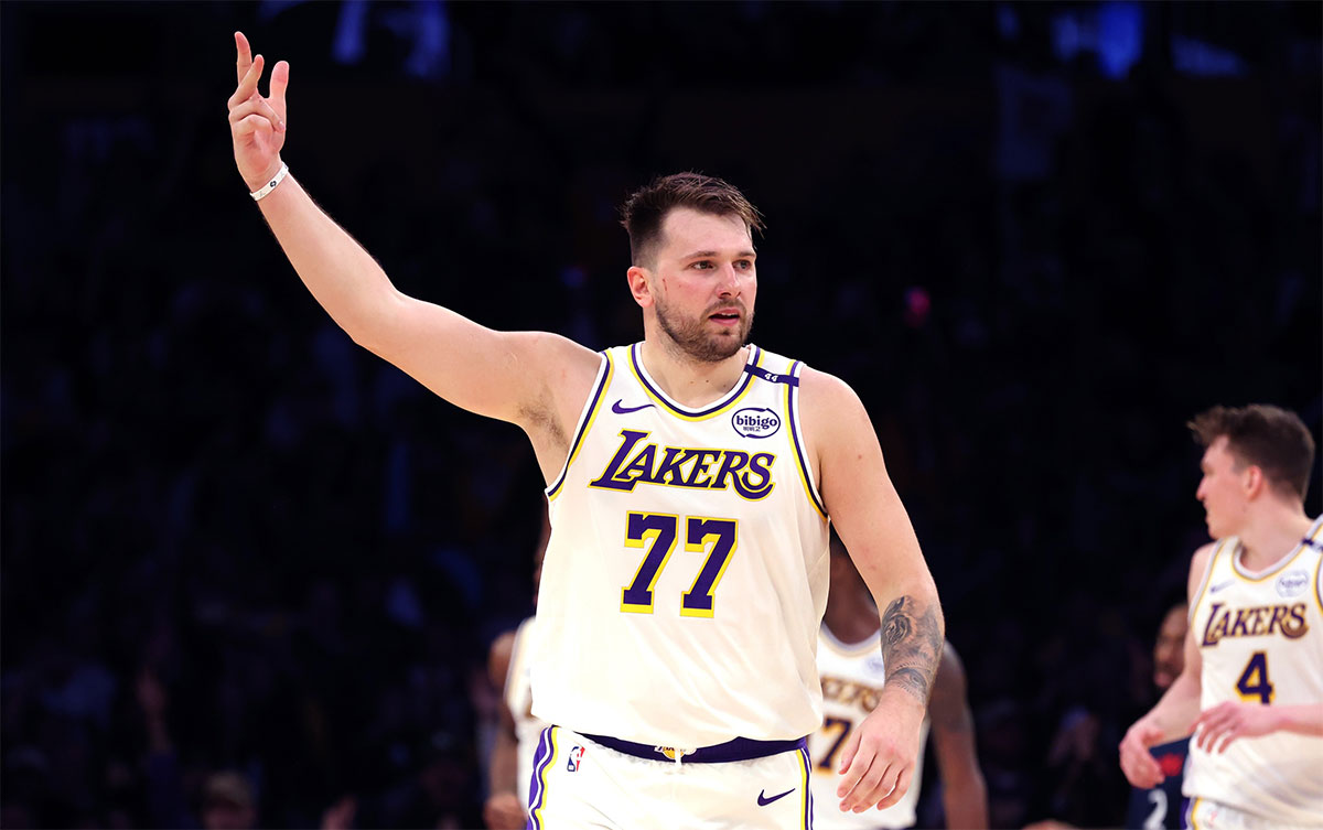 The Laka Lakers Guardian Luka Doncic (77) reacts to a room during the third quarter against the Clippers in Crypto.com Arena