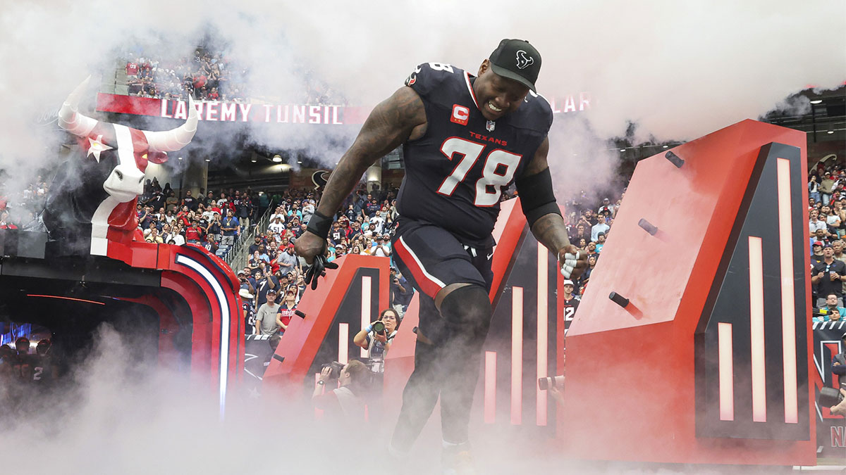 Dec 15, 2024; Houston Texans offensive tackle Laremy Tunsil (78) runs onto the field before the game against the Miami Dolphins at NRG Stadium. 