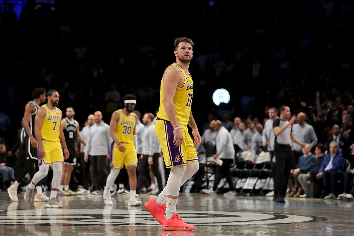 Los Angeles Lakers Guard Luka Doncic (77) reacts during the fourth quarter against Brooklyn networks in the center of Barclays. 