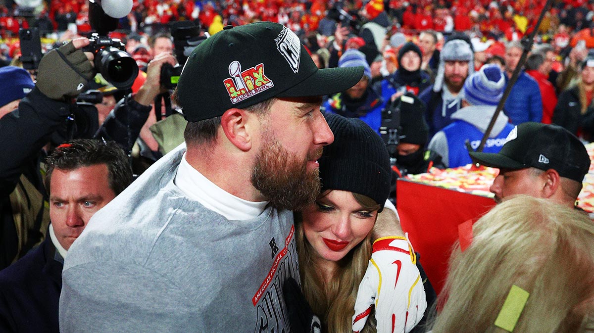 Taylor Swift Travis Kelcce Kansas City Chiefs
