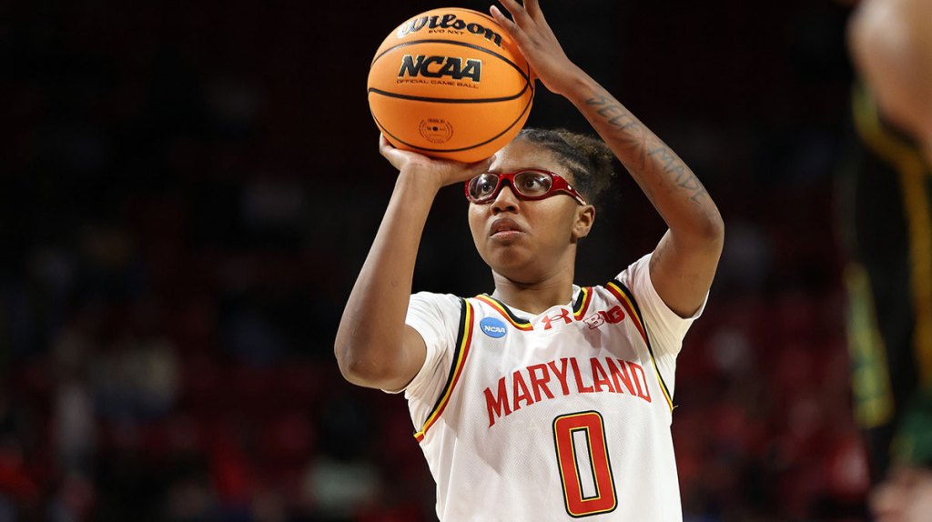 Maryland Terrapins guard Shyanne Sellers (0) attempts a free throw during the second half.