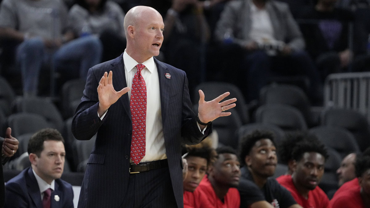 Maryland Terrapins head coach Kevin Willard watches play downcourt during the first half against the Florida Gators during a West Regional semifinal of the 2025 NCAA tournament at Chase Center.