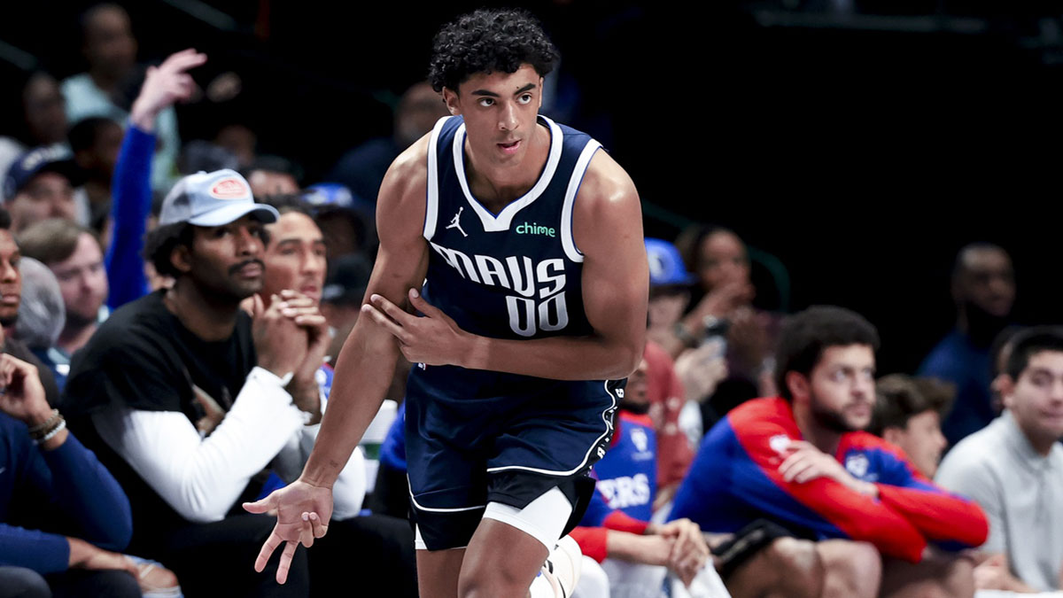 Mavericks Guard Max Christie (00) reacts after achieving residence against Filadelphia 76ers during the second half in the center of American Airlines