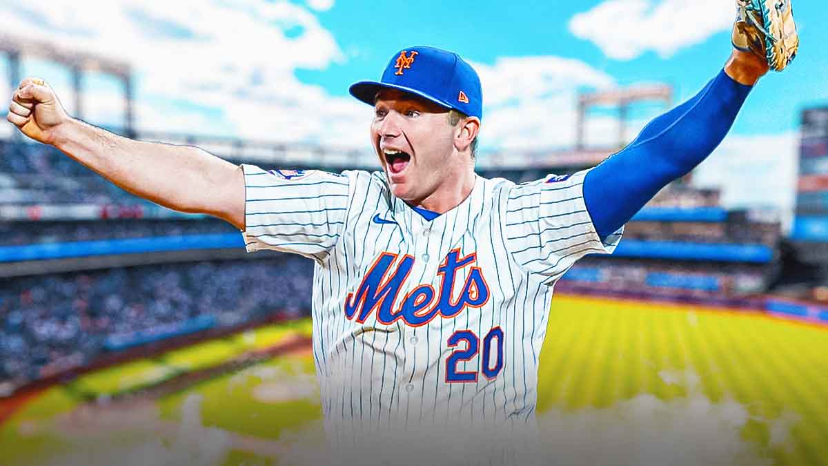 Pete Alonso, Mets, Marlins, Pete Alonso Mets, Mets Marlins, Pete Alonso looked hype, Mets stadium in the background