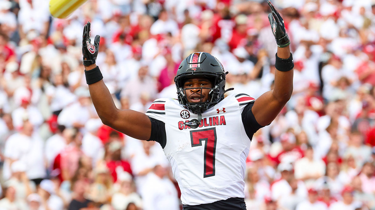 South Carolina Gamecocks defensive back Nick Emmanwori (7) reacts after returning an interception for a touchdown during the first half against the Oklahoma Sooners at Gaylord Family-Oklahoma Memorial Stadium.