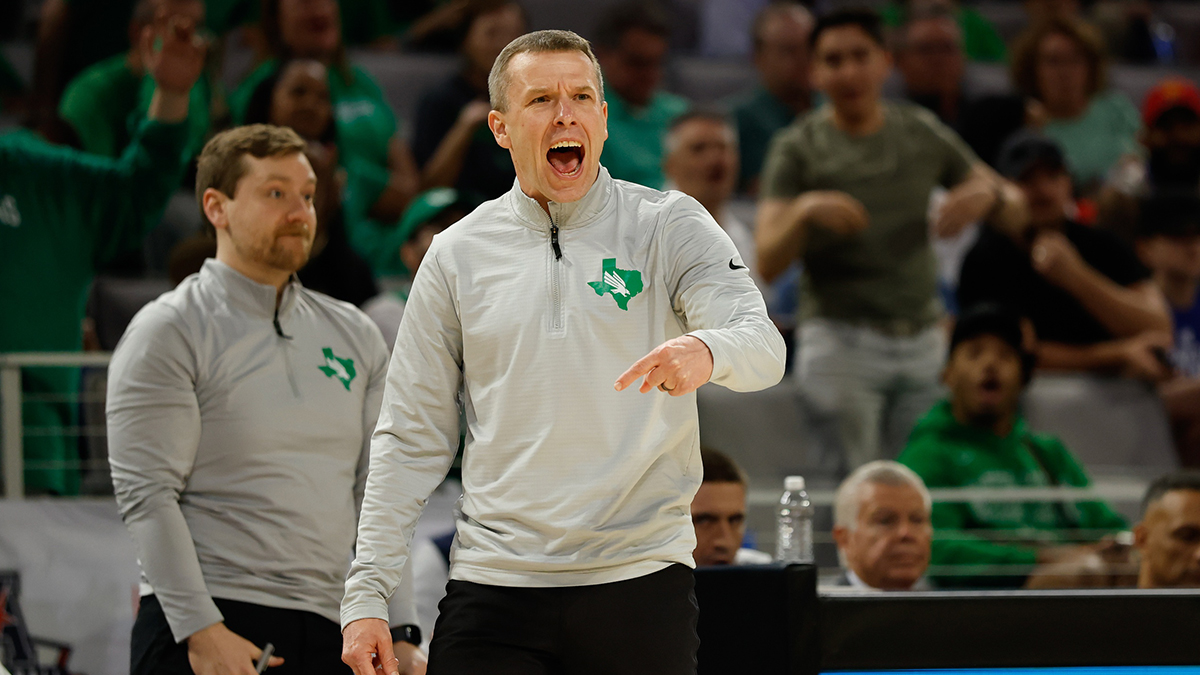 North Texas Mean Green head coach Ross Hodge reacts against the UAB Blazers during the first half at Dickies Arena.