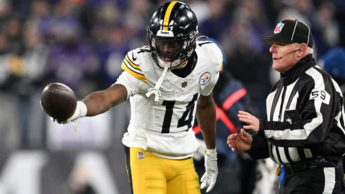 Pittsburgh Steelers wide receiver George Pickens (14) reacts after a catch against the Baltimore Ravens in the fourth quarter in an AFC wild card game at M&T Bank Stadium.