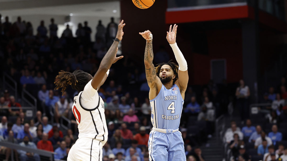 North Carolina Tar Heels guard RJ Davis (4) shoots the ball over San Diego State Aztecs guard BJ Davis (10) in the second half at UD Arena.