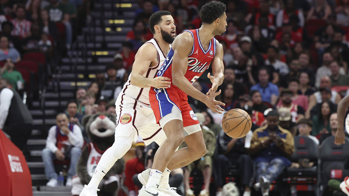 Rockets guard Fred VanVleet defends 76ers' Quentin Grimes