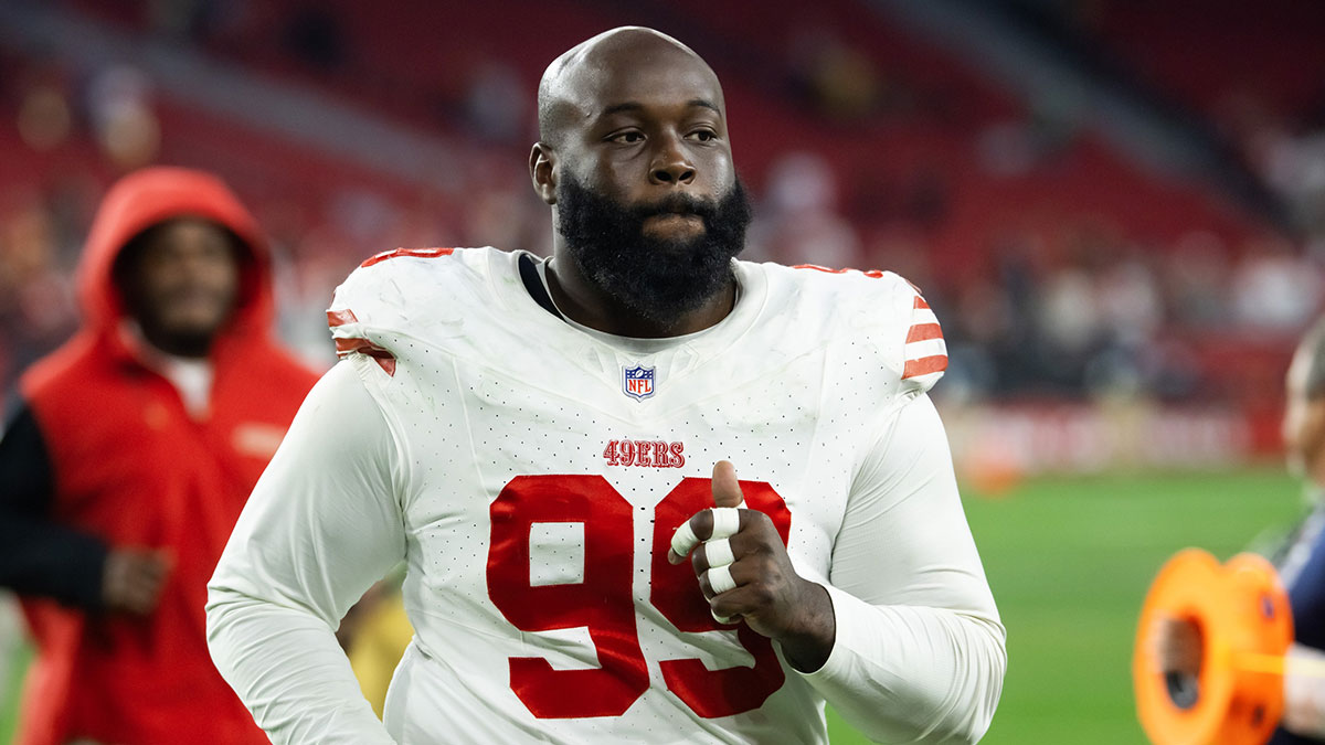 San Francisco 49 Entiring Defensive Trolley Maliek Collins (99) against Arizona Cardinals at the State Stadium.