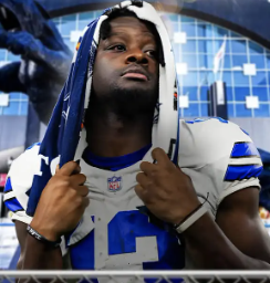 Michael Gallup, Commanders