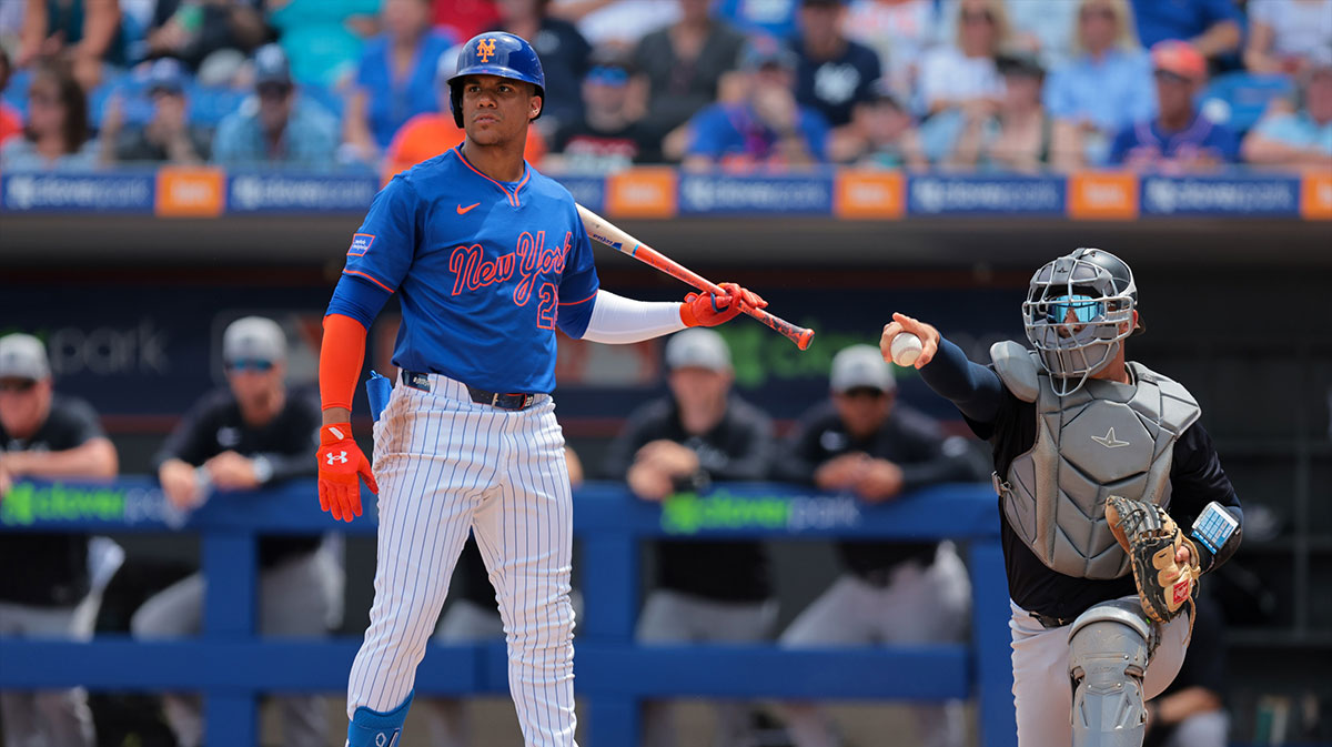 New York Mets right fielder Juan Soto (22) looks on toward third base as New York Yankees catcher J.C. Escarra (79) checks for a swing during the first inning at Clover Park.