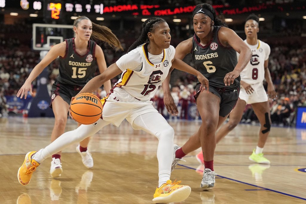 South Carolina Gamecocks guard MiLaysia Fulwiley (12) drives to the basket against Oklahoma Sooners forward Sahara Williams (6) during the second half.