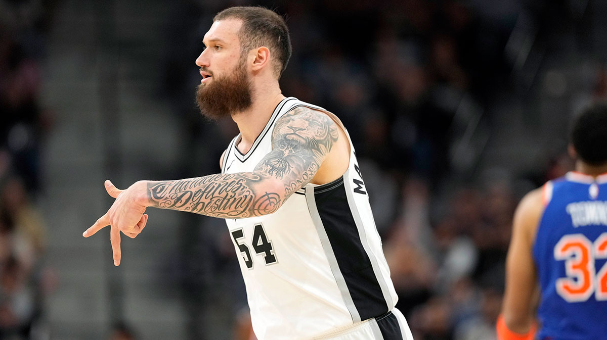 Spurs Next Sandro Mamukelashvili (54) Reacew