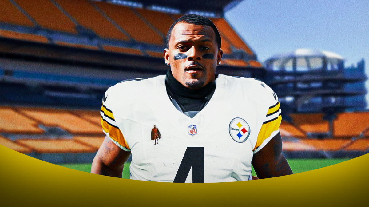 Deshaun Watson (number 4) photoshopped in Steelers jersey.