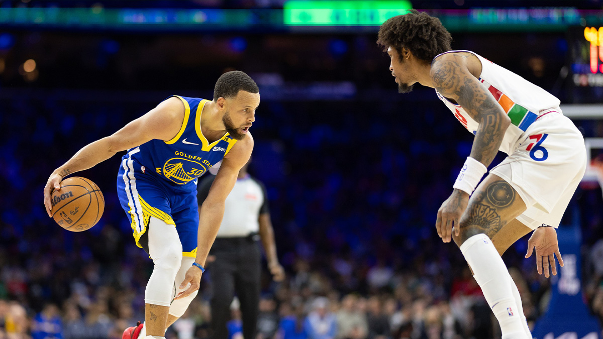 Gold State Warriors Street Stephen Curri (30) Dribblible Ball against Philadelphia 76ers Keri Kelly OuBre Jr. (9) During the third quarter in Wells Fargo Center Wells Fargo.