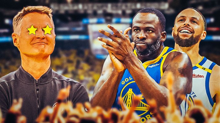 Warriors' Steve Kerr with stars in his eyes looking at Draymond Green and Stephen Curry