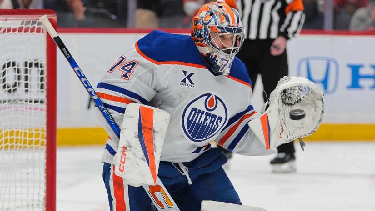 Edmonton Oilers goaltender Stuart Skinner (74) makes a save against the Florida Panthers during the second period at Amerant Bank Arena.