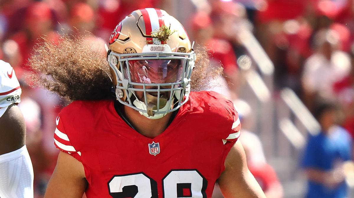 San Francisco 49ers safety Talanoa Hufanga (29) with grass in his helmet after a play against the Arizona Cardinals during the first quarter at Levi's Stadium.