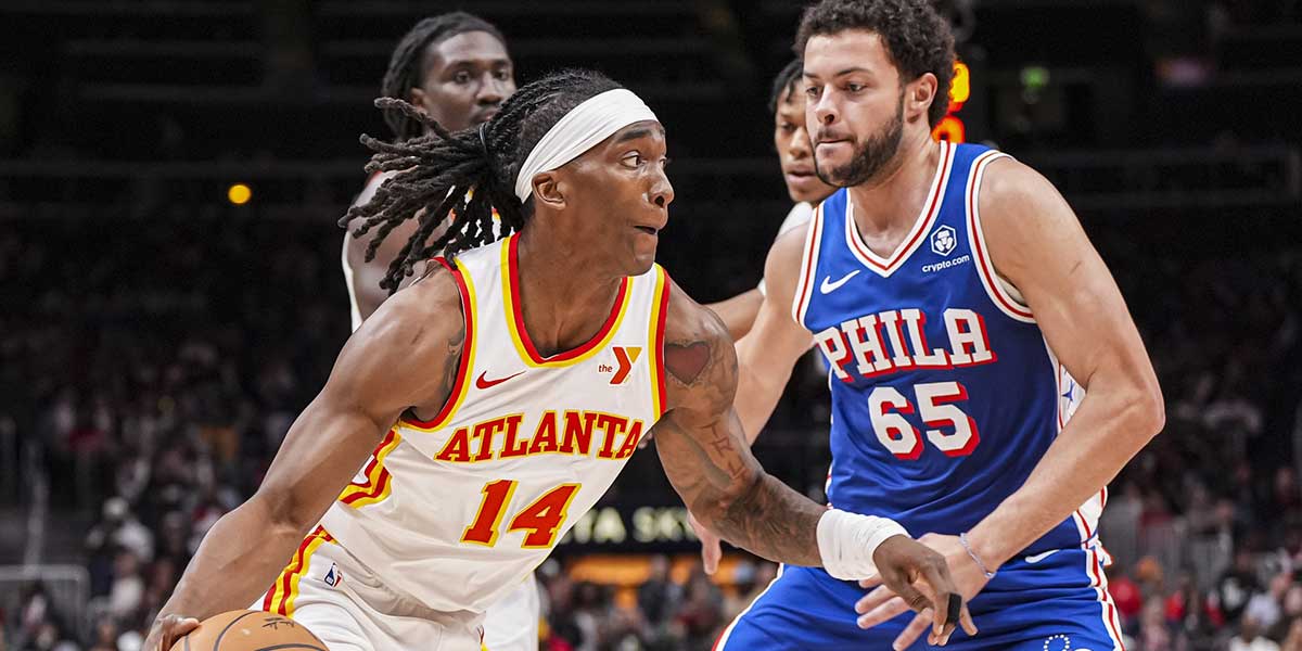 Atlanta Hawks Guard Terance Mann (14) Dribbles vs. Philadelphia 76ers Next Alex Reese (65) during the second half at the Arena State Farm. 