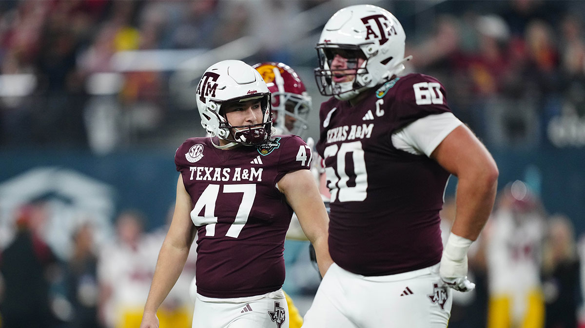 Texas A&M Aggies place kicker Randy Bond (47) reacts after missing a field goal against the Southern California Trojans in the second half at Allegiant Stadium. Mandatory Credit: Kirby Lee-Imagn Images