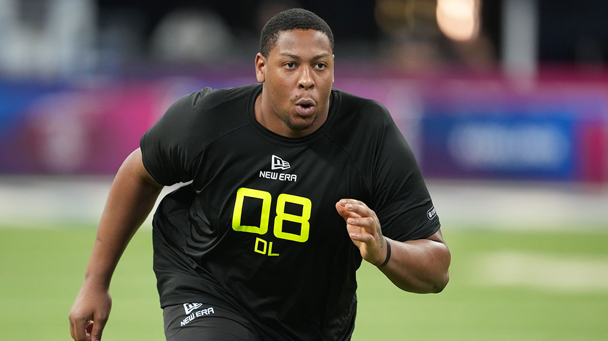 Feb 27, 2025; Indianapolis, IN, USA; Texas defensive lineman Alfred Collins (DL08) participates in drills during the 2025 NFL Combine at Lucas Oil Stadium.