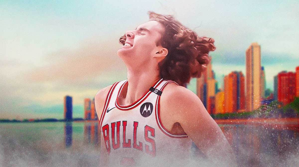 Josh Giddey, Bulls, Josh Giddey Bulls, Josh Giddey stats, Josh Giddey injury, Josh Giddey looking hype with Chicago skyline in the background