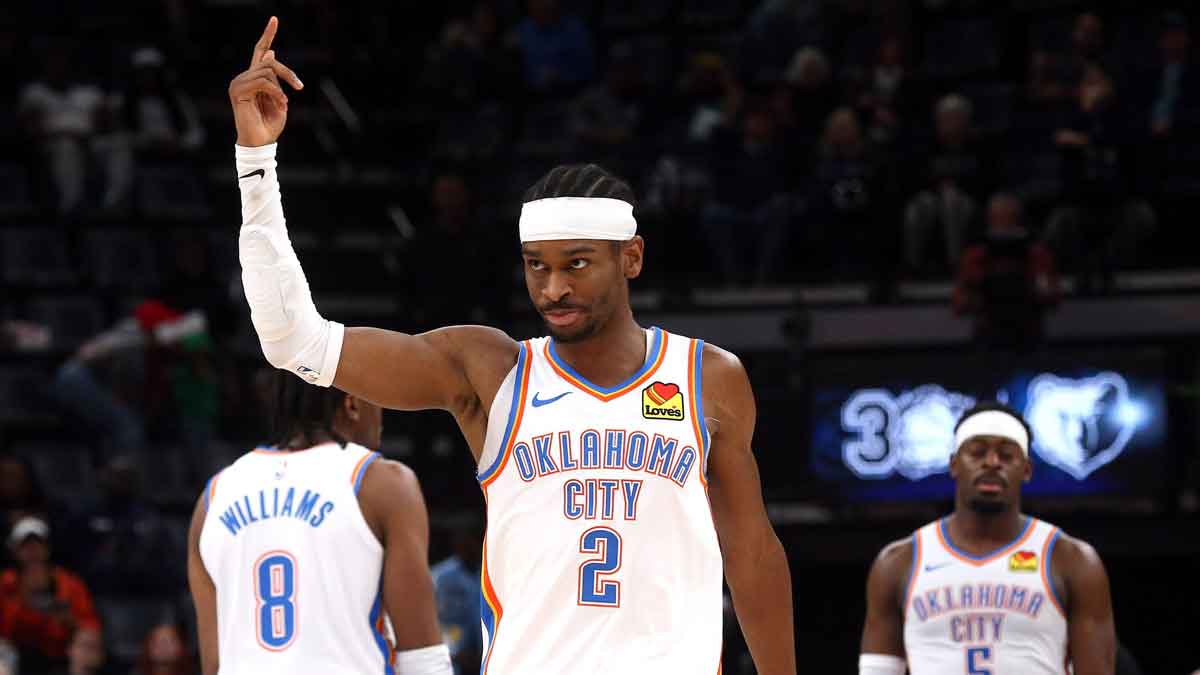 Thunder guard Shai Gilgeous-Alexander (2) reacts during the fourth quarter against the Memphis Grizzlies at FedExForum