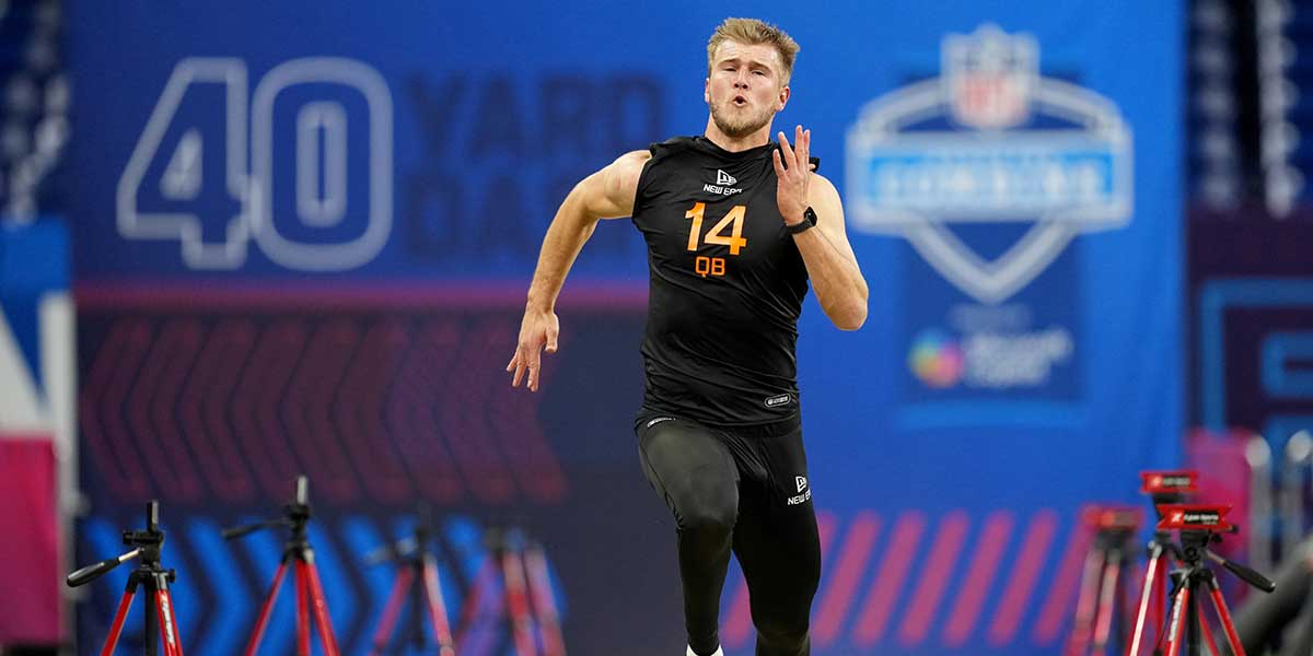 Louisville Quarterback Tyler Shough (KB14) During 2025 NFL combine in the Lucas Oil Stadium. Mandatory Credit: Kirby Lee-Imangn Pictures