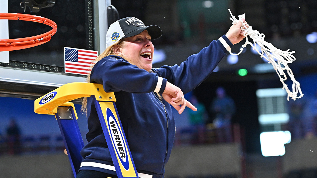 UCLA Bruins head coach Cori Close celebrates after a Elite 8 NCAA Tournament basketball game against the LSU Lady Tigers at Spokane Arena.