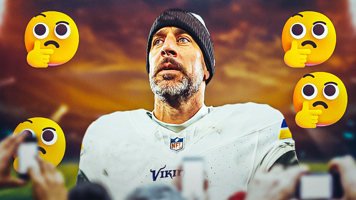 Aaron Rodgers in a Vikings jersey with the chin-scratching emojis 🤔 all around